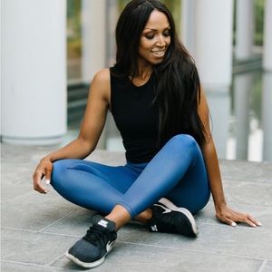 Zyia Light n Tight 7/8 Metalic Blue Leggings